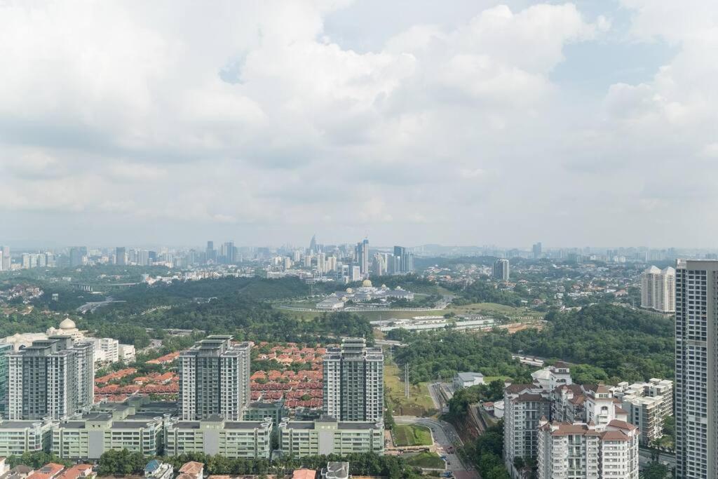 Apartmán Arte Mont Kiara Duplex 4 Pax Jacuzzi Kuala Lumpur Exteriér fotografie